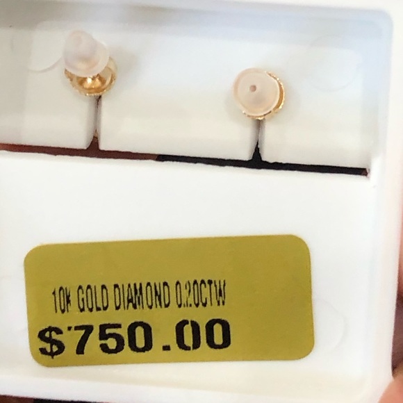 10k Real Gold w Real Diamonds Earrings NWT - Picture 3 of 3
